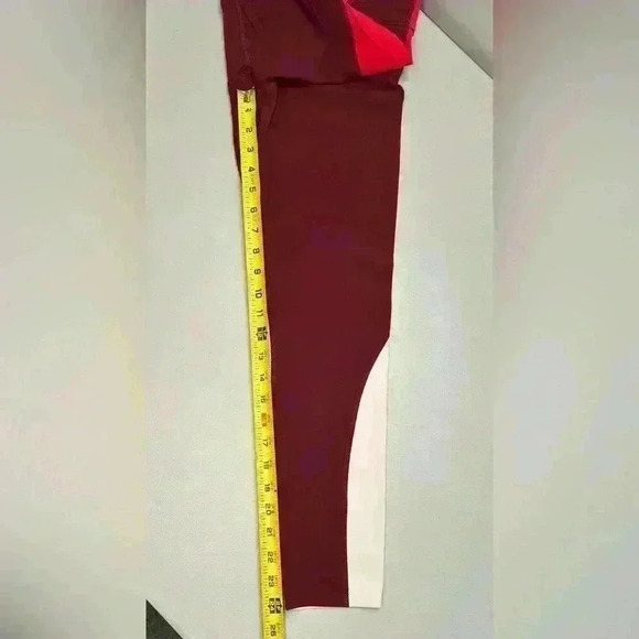 Athleta Elation 7/8 Leggings Studio Red Garnet VGC Size M - Picture 7 of 10
